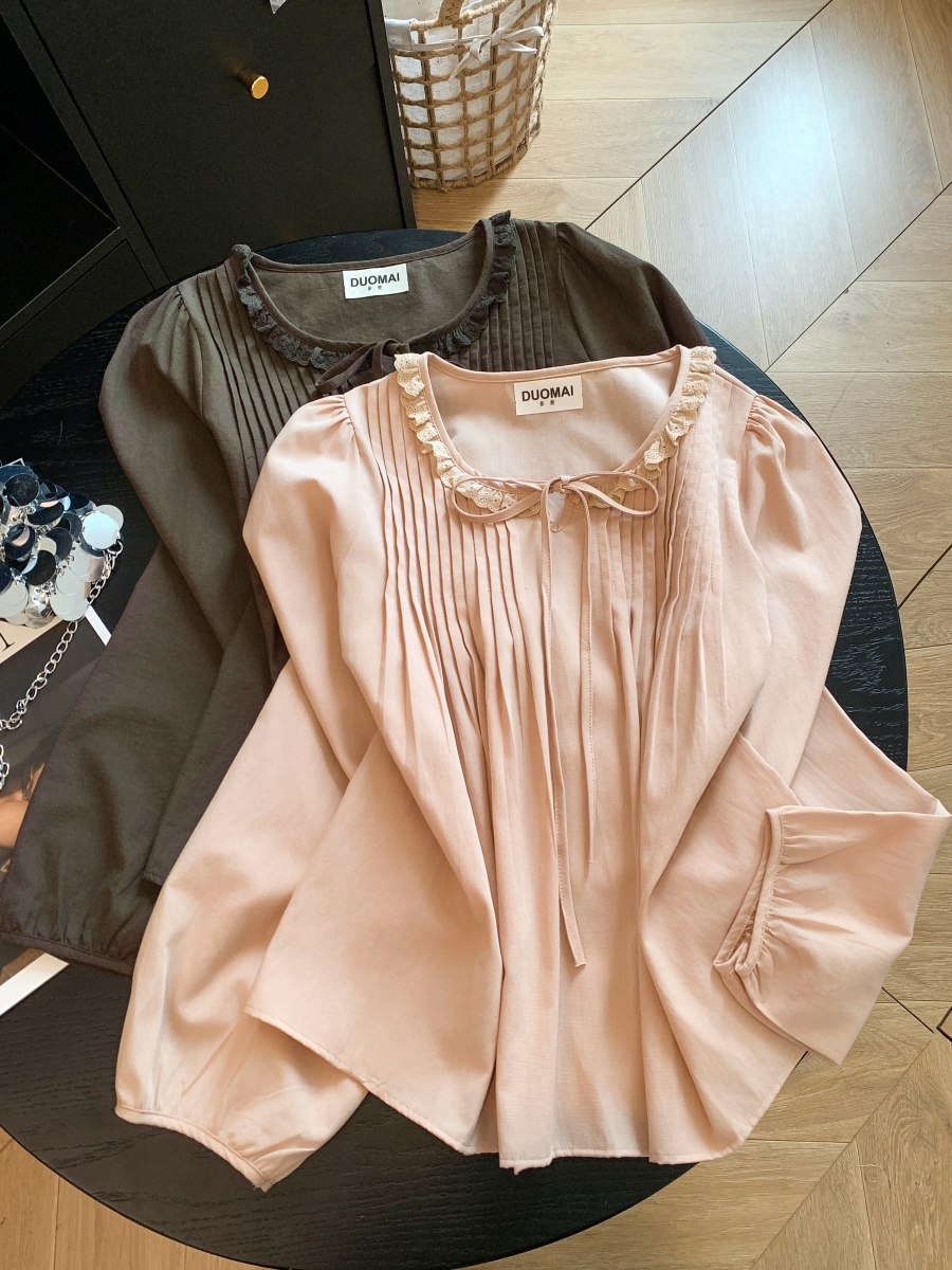 Korean Style Coffee Ruffled Tie-Front Blouse with Puff Sleeves - Style a5f614 - Image 4